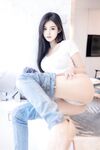 XiuRen.com pendatang baru tulen, dewi penyembuhan [Zhou Zhou tidak makan ketumbar] kebajikan berskala besar, gosok pussy dan prop susu melancap, mendedahkan jalang
