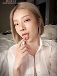 [Baru bocor pada tahun 2025] Selebriti Internet FansOne, perempuan jalang kontras [Zhenzhen] faedah pertunjukan muka dibayar, tandas dan dapur adalah medan perang, melancap, bermuka dua