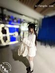 海角兄妹亂倫【蘿莉小表妹】破處蘿莉小表妹後續9-影院里酒精上頭，扒開我的褲子口嗨，滑滑梯狹小空間猛操一頓