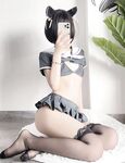 210,000 followers on Twitter, the ultimate beautiful girl, squirting loli princess [rabbit loves squirting] uniforms exposed outdoors, props crape myrtle squirt