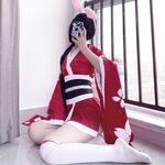 210,000 followers on Twitter, the ultimate beautiful girl, squirting loli princess [rabbit loves squirting] uniforms exposed outdoors, props crape myrtle squirt