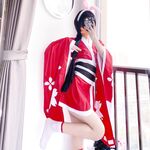 210,000 followers on Twitter, the ultimate beautiful girl, squirting loli princess [rabbit loves squirting] uniforms exposed outdoors, props crape myrtle squirt