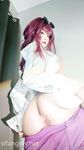 极品身材美乳高颜值女大，大尺度自拍脸穴同框阿黑颜