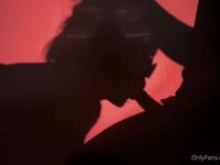 萬狼求檔OnlyFans斯文眼鏡反差小姐姐【deerlong】私拍合集,極品中的極品天生的肉便器,純情少女展現精湛口活兒口爆吞精