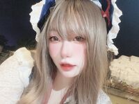 OF可欲可甜，萝莉娃娃脸，肉感福利姬【Nyanchan2k3】新作，6分钟，户外公园捆绑自慰露出放尿