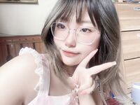 OF可欲可甜，萝莉娃娃脸，肉感福利姬【Nyanchan2k3】新作，6分钟，户外公园捆绑自慰露出放尿