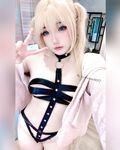 OF可欲可甜，萝莉娃娃脸，肉感福利姬【Nyanchan2k3】新作，6分钟，户外公园捆绑自慰露出放尿