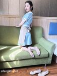顶尖字母圈调教大神『Big烟枪』圈养各种妹子多种方式侮辱责罚刺激十足！女神排队当性奴想怎么玩就怎么玩上