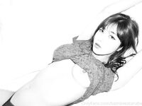 【頂級女模】OnlyFans天然巨乳女神，號稱第一美臀【渡辺萬美】視圖福利，一對車大燈又軟又彈