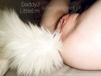 萬人求檔，調教教父【daddyjbabyem】視圖，混血160天生蘿莉型小性奴，被爸爸宛如玩偶虐操