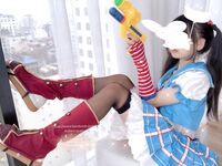 超嫩合法小母狗萝莉『LepALuli2kVN』被主人爸爸拽着双马尾后入，无毛小嫩穴被大肉棒塞满