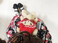推特极品白虎萝莉『kitty不吃鱼』一字马紫薇被男主调教啪啪乖的狠！超嫩可爱人形小母狗被操的叫爸爸下