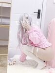 推特极品白虎萝莉『kitty不吃鱼』一字马紫薇被男主调教啪啪乖的狠！超嫩可爱人形小母狗被操的叫爸爸下
