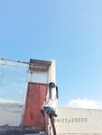 推特极品白虎萝莉『kitty不吃鱼』一字马紫薇被男主调教啪啪乖的狠！超嫩可爱人形小母狗被操的叫爸爸下
