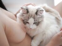 推特极品白虎萝莉『kitty不吃鱼』一字马紫薇被男主调教啪啪乖的狠！超嫩可爱人形小母狗被操的叫爸爸下