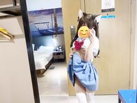 推特极品白虎萝莉『kitty不吃鱼』一字马紫薇被男主调教啪啪乖的狠！超嫩可爱人形小母狗被操的叫爸爸下