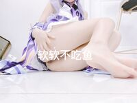 推特极品白虎萝莉『kitty不吃鱼』一字马紫薇被男主调教啪啪乖的狠！超嫩可爱人形小母狗被操的叫爸爸下
