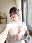 Payudara cantik terbaik dan jalang berbadan sempurna, garis nipis puki merah jambu tanpa rambut, pandangan swafoto seks oral berbayar berskala besar
