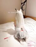 Cô bé "Cai Cai Loli" siêu đáng yêu đã bị cha của người đỡ đầu vạch trần và huấn luyện ngoài trời. Cô bé ngoan ngoãn trong mắt bạn bè và thầy cô thực ra chỉ là con đĩ của cha mình trong chốn riêng tư.