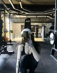 在健身房里的黑丝大长腿小姐姐，一来二去的混熟了，直接约出去开房，在酒店各种姿势爆操，嗲嗲的娇喘声蛮带劲的
