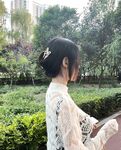 在健身房里的黑丝大长腿小姐姐，一来二去的混熟了，直接约出去开房，在酒店各种姿势爆操，嗲嗲的娇喘声蛮带劲的