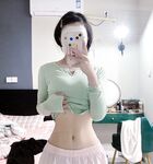 超高価値女子大生女神、自画像で凹凸体型を披露、ピンク色の3点超高品質、この体型なら1年間ヤれる