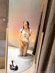 极品身材黑丝少妇，黑丝美腿自慰揉胸