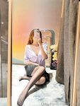极品身材黑丝少妇，黑丝美腿自慰揉胸