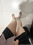 极品身材黑丝少妇，黑丝美腿自慰揉胸