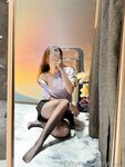 极品身材黑丝少妇，黑丝美腿自慰揉胸