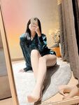 极品身材黑丝少妇，黑丝美腿自慰揉胸