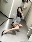极品身材黑丝少妇，黑丝美腿自慰揉胸