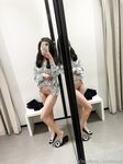 极品身材黑丝少妇，黑丝美腿自慰揉胸