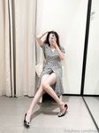 极品身材黑丝少妇，黑丝美腿自慰揉胸