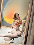 极品身材黑丝少妇，黑丝美腿自慰揉胸