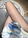 极品身材黑丝少妇，黑丝美腿自慰揉胸