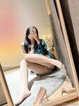 极品身材黑丝少妇，黑丝美腿自慰揉胸