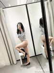 极品身材黑丝少妇，黑丝美腿自慰揉胸