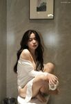 素人美女拍写真被摄影师花言巧语拿下，无套内射小穴特写偷拍，因为是偷拍，所以视频资源不多