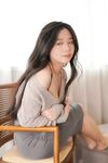 素人美女拍写真被摄影师花言巧语拿下，无套内射小穴特写偷拍，因为是偷拍，所以视频资源不多