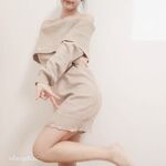 Seorang gadis junior dari kolej tertentu menipu teman lelaki jarak jauhnya selama beberapa tahun. Dia dilatih secara persendirian dan dikutuk oleh seorang lelaki generasi kedua yang kaya. Kemudian, dia dibuang oleh lelaki kaya itu dan berpisah dengannya.