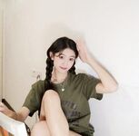 Seorang gadis junior dari kolej tertentu menipu teman lelaki jarak jauhnya selama beberapa tahun. Dia dilatih secara persendirian dan dikutuk oleh seorang lelaki generasi kedua yang kaya. Kemudian, dia dibuang oleh lelaki kaya itu dan berpisah dengannya.