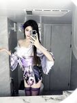 超美貌と完璧なスタイルを持つ女子大生の女神は、金持ちの言いなりの小悪魔。まさに完璧なガンラックだ