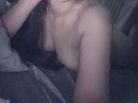超美貌と完璧なスタイルを持つ女子大生の女神は、金持ちの言いなりの小悪魔。まさに完璧なガンラックだ