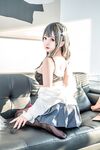 高見え巨乳コスプレイヤーの誘惑、肉を隠せない痴女ディンは裸よりも魅力的