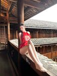 身材爆好的高颜值外卖媛小母狗，雪白肌肤大长腿，大尺度图视