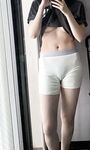 反差婊還得看眼鏡妹女大學生，和異地戀男友網聊求操，這身材挺極品的