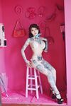 Tatu liar, cincin yin yang mendominasi, selebriti Internet bernilai tinggi, badan sempurna, klip kebajikan bocor, lihat sahaja