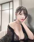 เทพธิดาหน้าอกใหญ่คุณค่าสูง หุ่นเพอร์เฟ็กต์ขั้นสุด รูหน้าในเฟรมเดียวกัน แทรกตัวเอง เต้นรำเปลือยขนาดใหญ่
