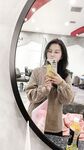 師范大學剛畢業的實習老師，私下裡是被調教成吃雞母狗，被男友按在床上瘋狂中出
